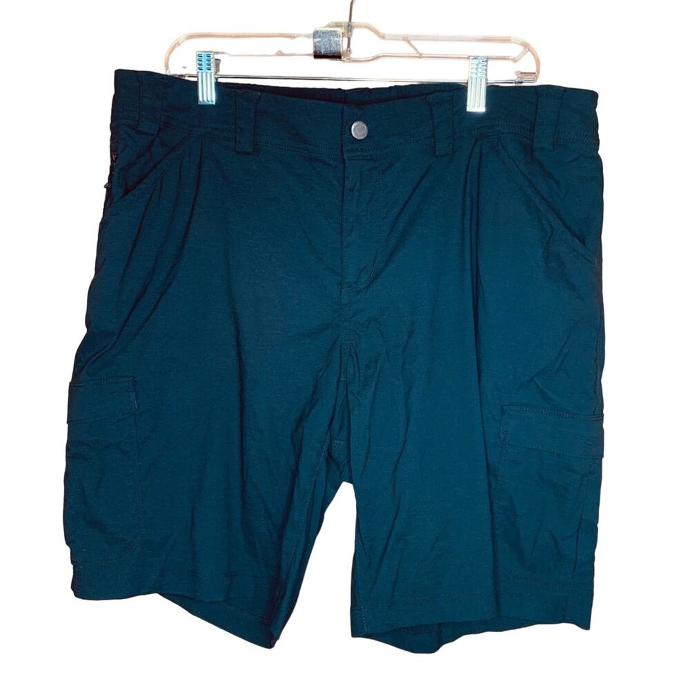 Duluth Trading Co. Black Cargo Shorts